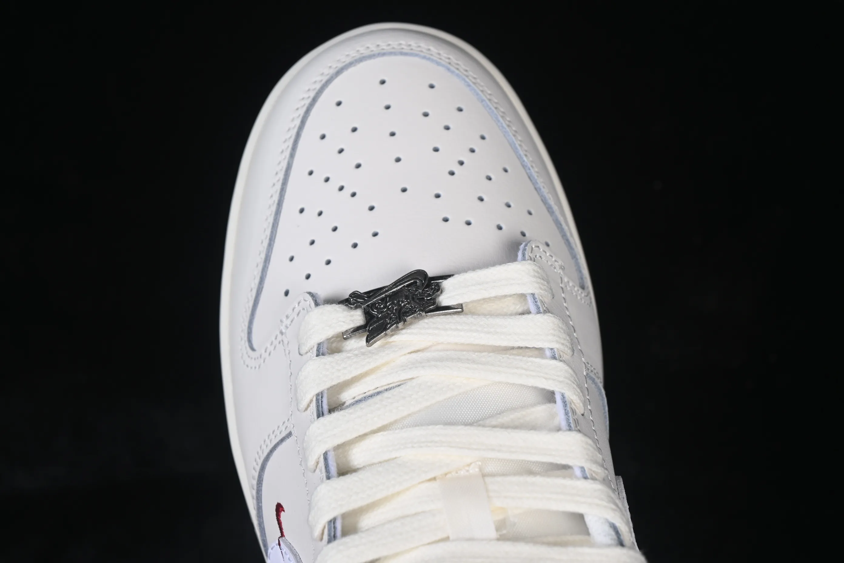 All categories Nk SB Dunk series Nk SB Dunk Low low-top sneakers Nike SB Dunk Low Year of the Horse limited low-top casual sneakers IQ1120-011